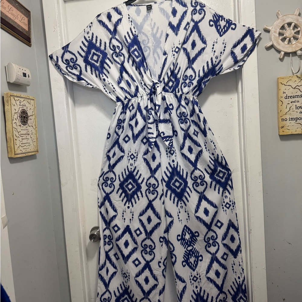 SHEIN Blue and White Geometric Maxi Jumpsuit